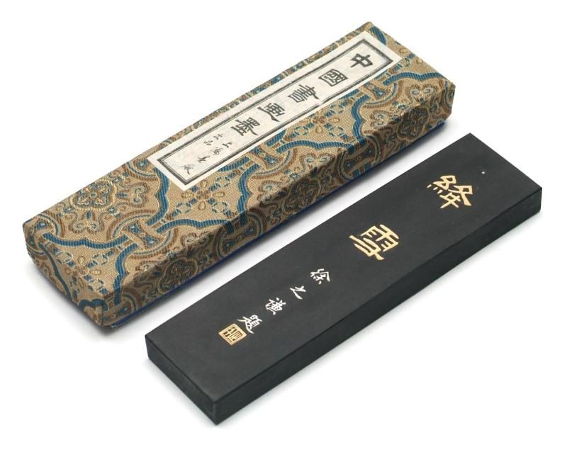 書道具 中国古墨 万里雪山一雁飛 北京一得閣 2枚212g 未使用