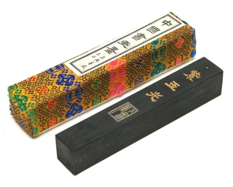 旧墨 紫玉光 (四角) 1/8型 上海墨廠 - 書道用具専門店 西本皆文 旧墨 紫玉光 (四角) 1/8型 上海墨廠 - 書道用具専門店 西本皆文