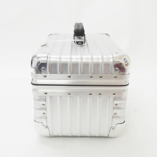 美品 レア リモワ クラシックフライト ビューティーケース 971.38 11L 美品 レア リモワ クラシックフライト ビューティーケース 971.38 11L
