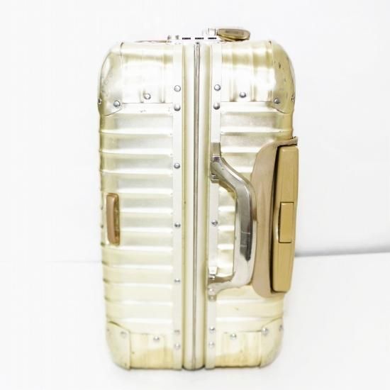 17日まで出品】極美品❣️85L RIMOWA ゴールド - トラベルバッグ 17日まで出品】極美品❣️85L RIMOWA ゴールド - トラベルバッグ