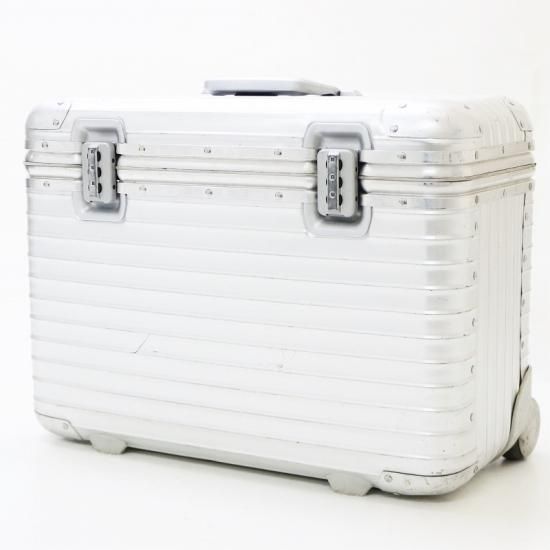 日本で唯一のリモワRIMOWAのスーツケース専門店です。東京都 日本で唯一のリモワRIMOWAのスーツケース専門店です。東京都