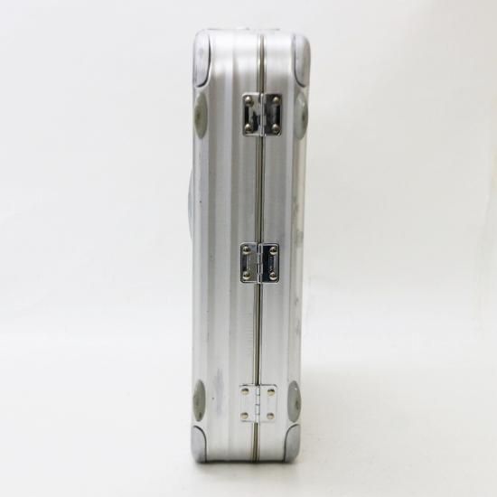 日本で唯一のリモワRIMOWAのスーツケース専門店です。東京都 日本で唯一のリモワRIMOWAのスーツケース専門店です。東京都