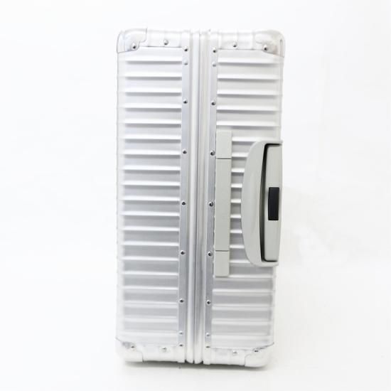 日本で唯一のリモワRIMOWAのスーツケース専門店です。東京都世田谷区に