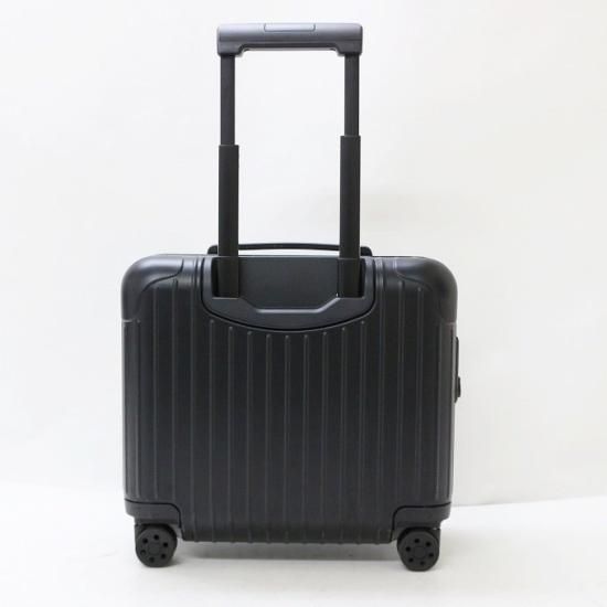 日本で唯一のリモワRIMOWAのスーツケース専門店です。東京都世田谷区に