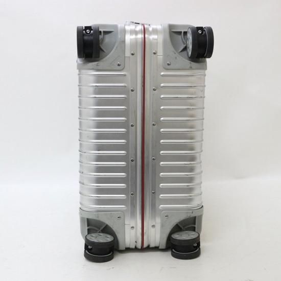 日本で唯一のリモワRIMOWAのスーツケース専門店です。東京都世田谷区に