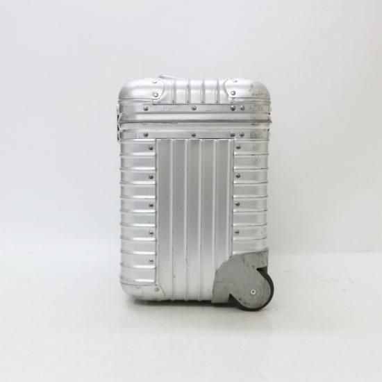 日本で唯一のリモワRIMOWAのスーツケース専門店です。東京都 日本で唯一のリモワRIMOWAのスーツケース専門店です。東京都