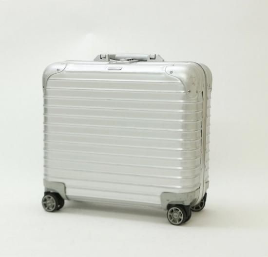 日本で唯一のリモワRIMOWAのスーツケース専門店です。東京都 日本で唯一のリモワRIMOWAのスーツケース専門店です。東京都