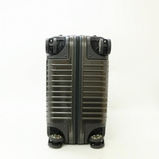 日本で唯一のリモワRIMOWAのスーツケース専門店です。東京都 日本で唯一のリモワRIMOWAのスーツケース専門店です。東京都