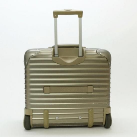 日本で唯一のリモワRIMOWAのスーツケース専門店です。東京都世田谷区に