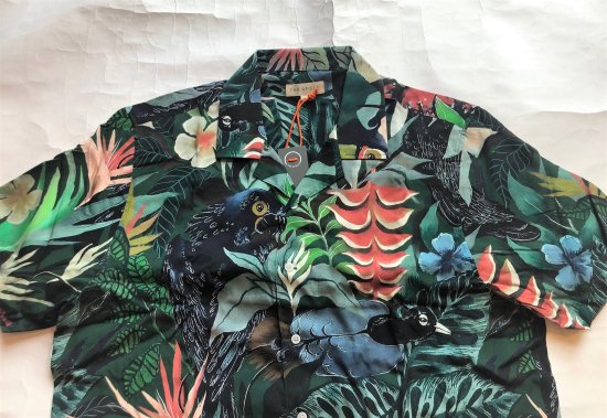 FAR AFIELD / Vibrant Jungle S/S Shirt