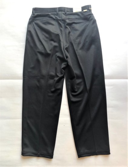 FARAH / TWO-TUCK WIDE TAPERED PANTS 