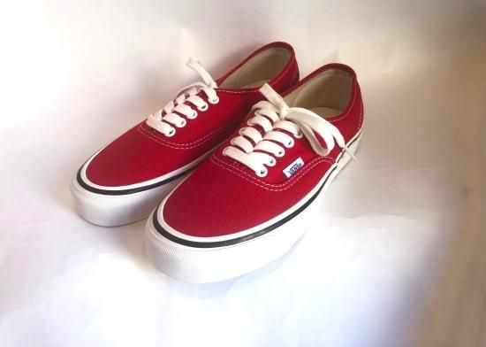 VANS / W Authentic 44 Dx