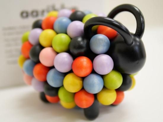 aarikka FINLAND アーリッカ 木製 羊 aarikka アーリッカ 羊の置物 ナチュラル： 8cm - おしゃれ文具