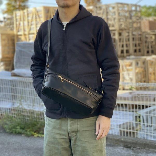 ワイツーレザー BG-02 HORSE HIDE SHOULDER BAG ホースハイド ワイツーレザー BG-02 HORSE HIDE SHOULDER BAG ホースハイド