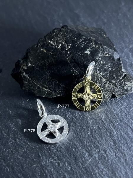 ファーストアローズ K18 MedicineMark Metal (L) ペンダント