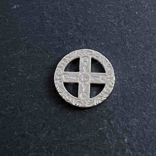 ファーストアローズ メディスンホイール 両面彫り ペンダントトップ P