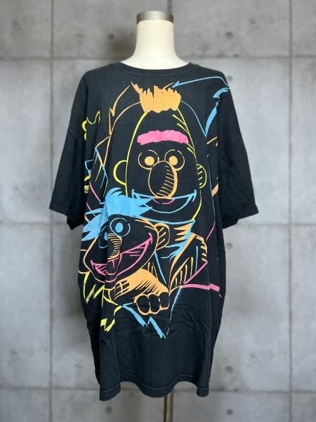 セサミストリート　ビッグTシャツ　XL 黒　カラフル - 古着屋kooky-kooky