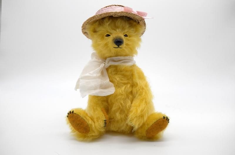 まつ さま】* vintage bear ❀ お手伝い上手 かわいい クマさん