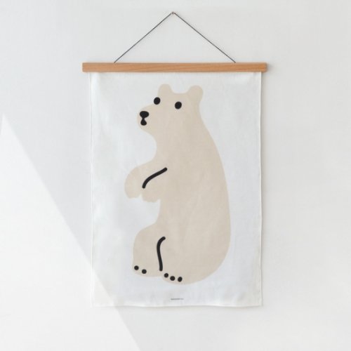 FABRIC POSTERHUGGY BEAR | WARMGREY TAIL