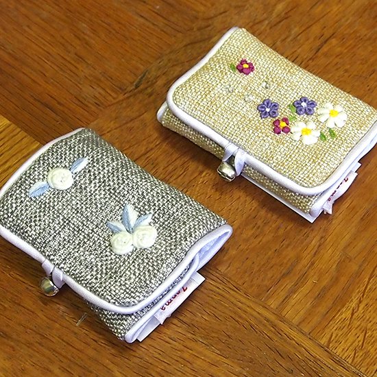 25㎝刺繍入りおさかなポーチ ベトナムセレクトショップ - ポーチ