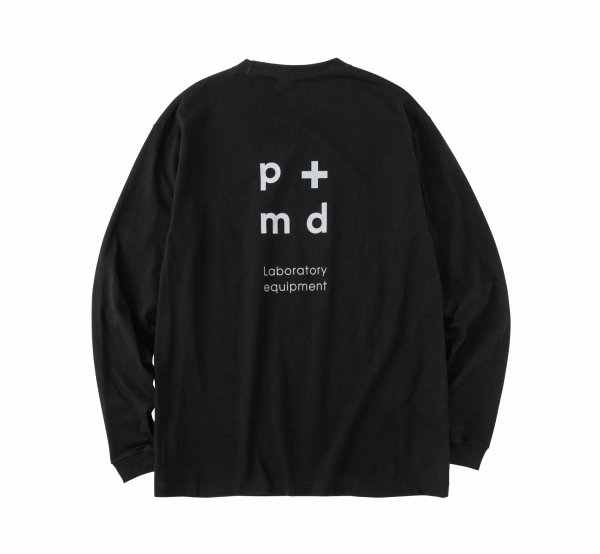 PMD+LAB Emblem Long Sleeve T Shirt<img class='new_mark_img2' src='https://img.shop-pro.jp/img/new/icons8.gif' style='border:none;display:inline;margin:0px;padding:0px;width:auto;' />