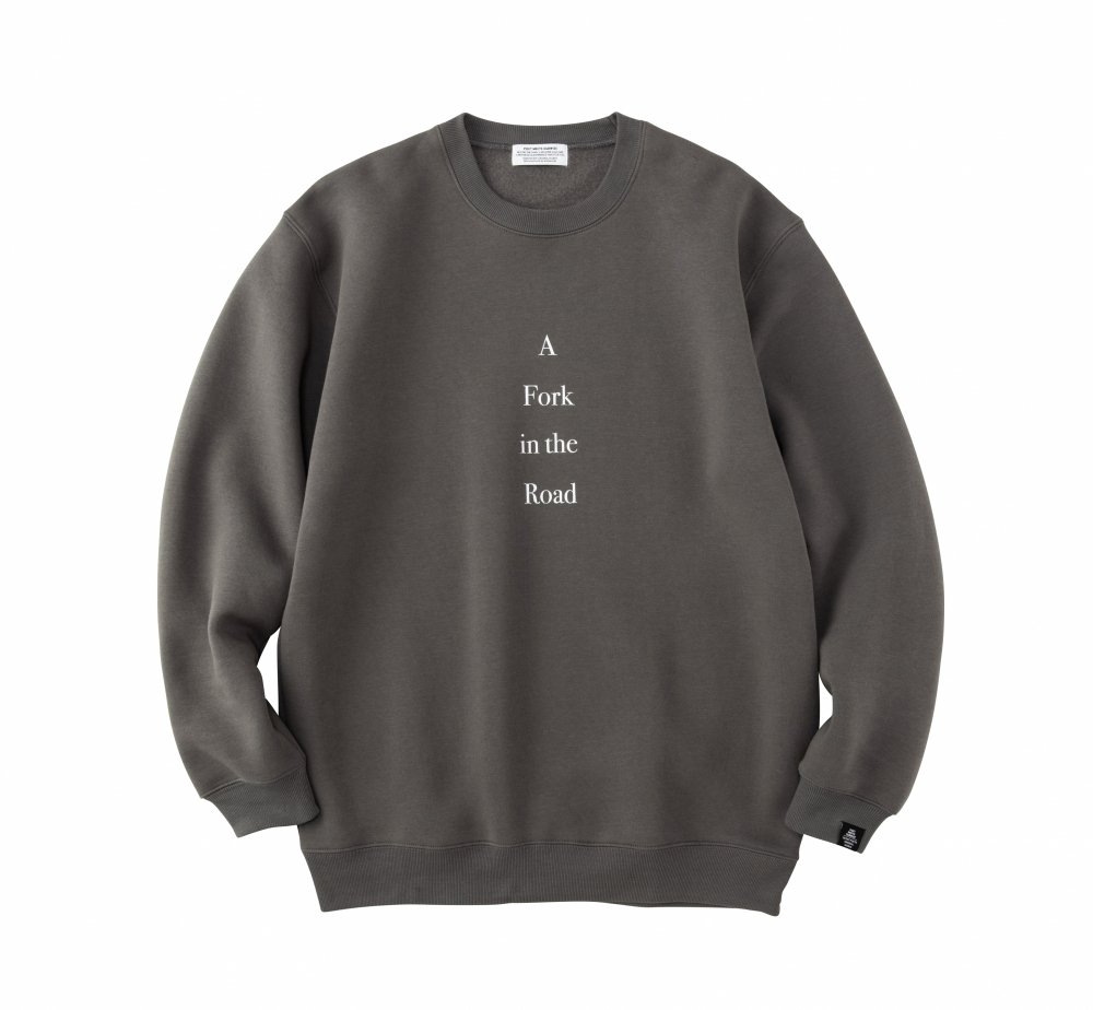 A FOLK Sweat<img class='new_mark_img2' src='https://img.shop-pro.jp/img/new/icons8.gif' style='border:none;display:inline;margin:0px;padding:0px;width:auto;' />