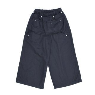 <img class='new_mark_img1' src='https://img.shop-pro.jp/img/new/icons1.gif' style='border:none;display:inline;margin:0px;padding:0px;width:auto;' />APRON PANTS