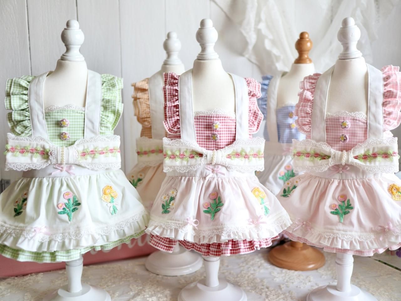 さえらakiakane アキアカネ エプロンドレスヴィンテージ 【公式