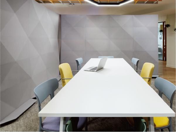 パネルはシームレスにつながるようデザインされています