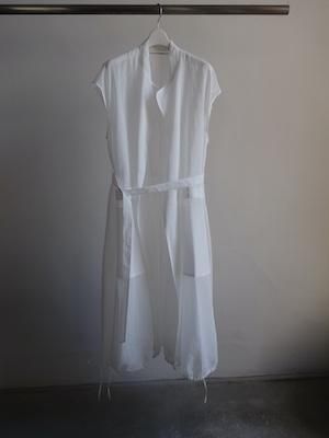 TENNE HANDCRAFTED MODERN - ORGANZA LONG VEST / WHITE - I SEE ALL TENNE HANDCRAFTED MODERN - ORGANZA LONG VEST / WHITE - I SEE ALL