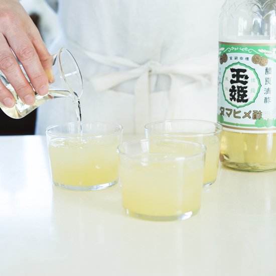 台所用品と食「暮らしの仲間」 Online Shop：玉姫酢 900ml（レシピつき 