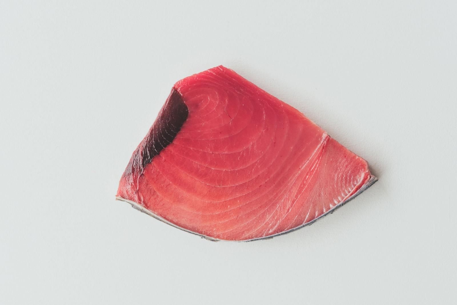 FISHSTAND - 【三崎 恵まぐろ】天然メバチまぐろとろ・赤身断面