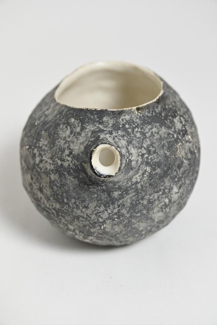 岩田圭介 *黒泥彩片口*陶器 黒釉片口 岩田圭介 | 和食器・キッチン雑貨通販【暮らし用品】