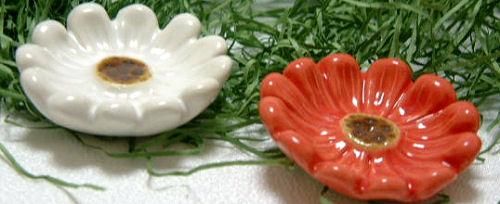 和陶器 箸置き ガーベラ 花楽堂 Karakudo 和陶器 箸置き ガーベラ 花楽堂 Karakudo