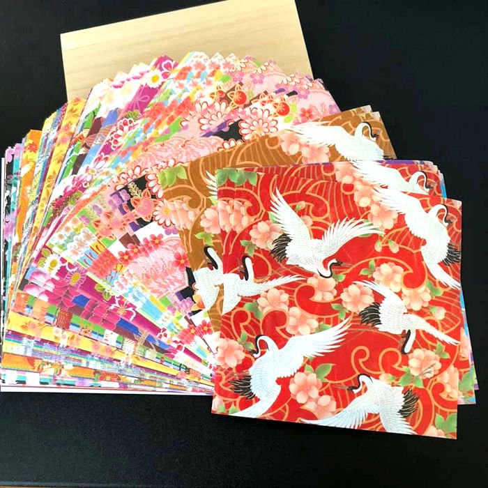 和紙工芸品 kimono美 和紙千代紙 華 100枚入り 豪華桐箱入り - 花楽堂 karakudo