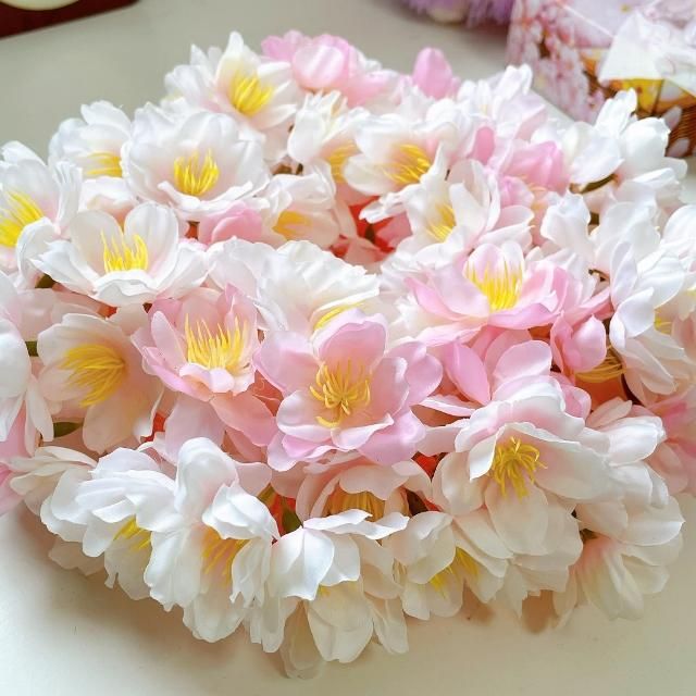 桜と紫陽花の春の優しい日差しリース 春リース 桜 造花 玄関 フラワーリース❣️ 桜と紫陽花の春の優しい日差しリース 春リース 桜 造花 玄関