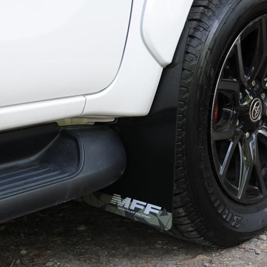 TOYOTA ハイラックスGUN125用 マッドフラップ | MFF【MudFlap TOYOTA ハイラックスGUN125用 マッドフラップ | MFF【MudFlap