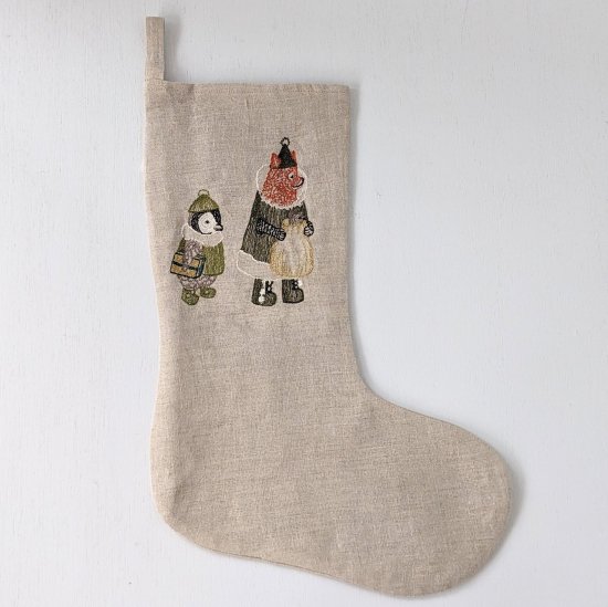 <img class='new_mark_img1' src='https://img.shop-pro.jp/img/new/icons47.gif' style='border:none;display:inline;margin:0px;padding:0px;width:auto;' />CORAL&TUSK  Christmas Stockings North Pole Fox and Penguin Small Stocking