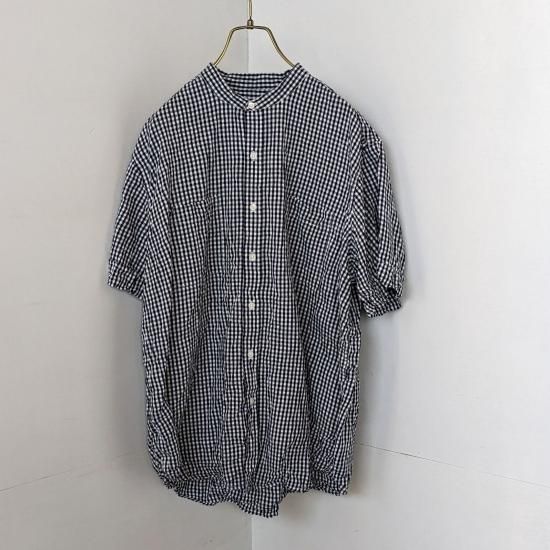 <img class='new_mark_img1' src='https://img.shop-pro.jp/img/new/icons11.gif' style='border:none;display:inline;margin:0px;padding:0px;width:auto;' />Vas-y Lentement  COTTON POPLIN CHECK  BANDED COLLAR S/SL OVERSIZED SHIRT