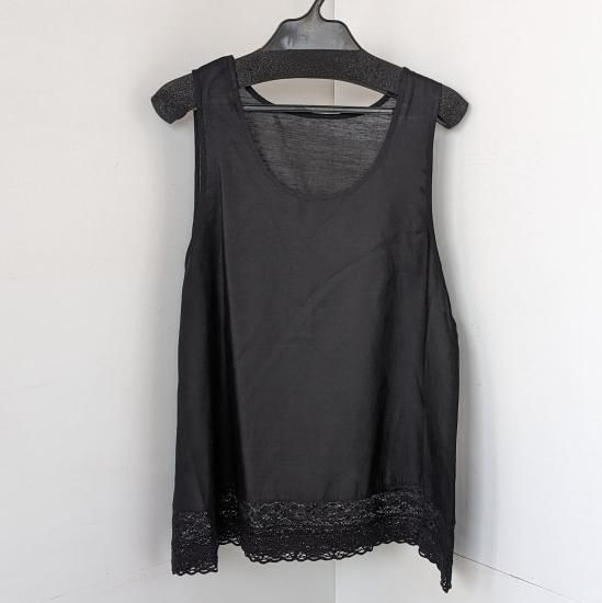 maison de soil  HANDWOVEN COTTON SOLK WITH LACE U-NECK TANK TOP