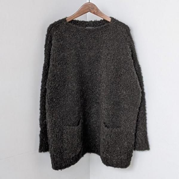 <img class='new_mark_img1' src='https://img.shop-pro.jp/img/new/icons11.gif' style='border:none;display:inline;margin:0px;padding:0px;width:auto;' />maison de soil  3GG BOUCLE CREW NECK PULLOVER WITH POCKET