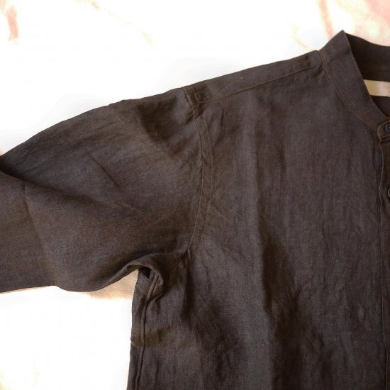 COLINA】Grandpa shirt（Mud dye）／コリーナ グランパシャツ（泥染め）