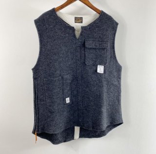 <img class='new_mark_img1' src='https://img.shop-pro.jp/img/new/icons34.gif' style='border:none;display:inline;margin:0px;padding:0px;width:auto;' />RIDING HIGH／Wool Melton  Work Vest［グレーメルトン］