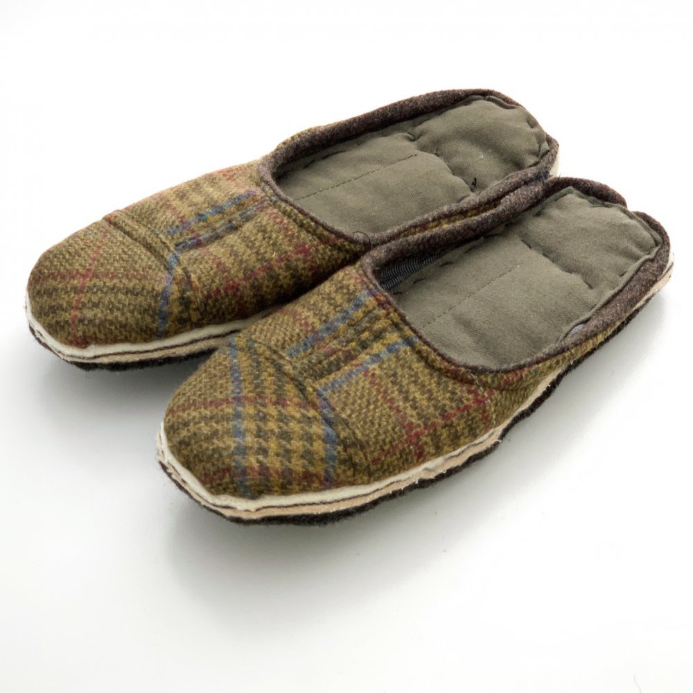 Portuguese grandma slippers<br>