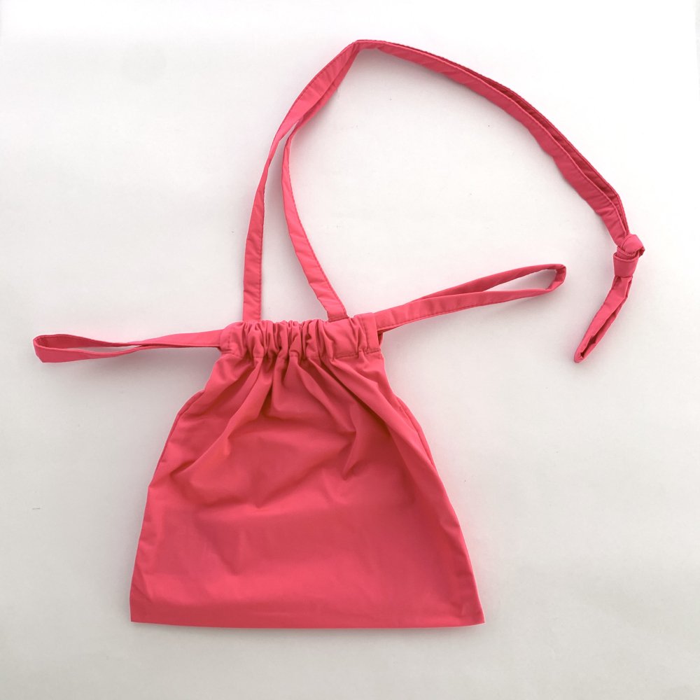 <img class='new_mark_img1' src='https://img.shop-pro.jp/img/new/icons13.gif' style='border:none;display:inline;margin:0px;padding:0px;width:auto;' />formuniform<br>drawstring bag with strap XS 