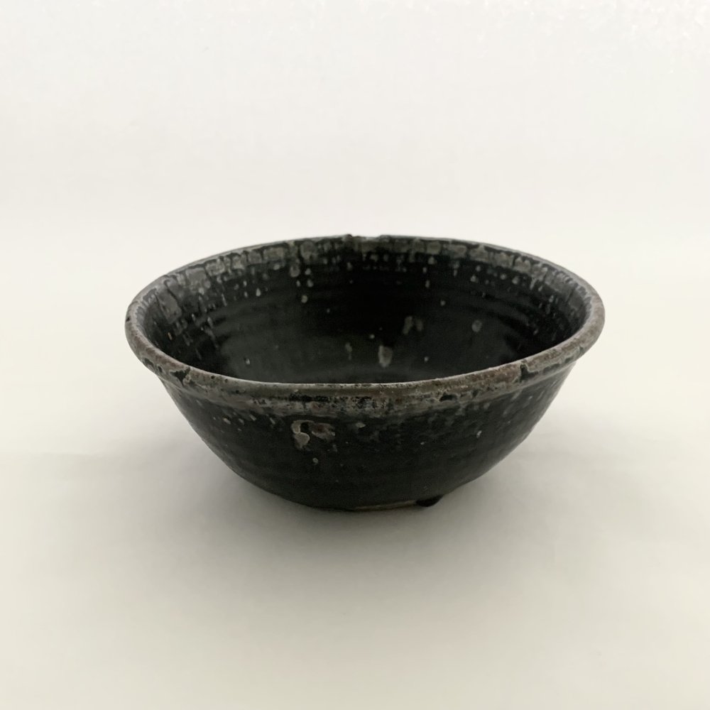 小野象平<br>黒化粧筒鉢