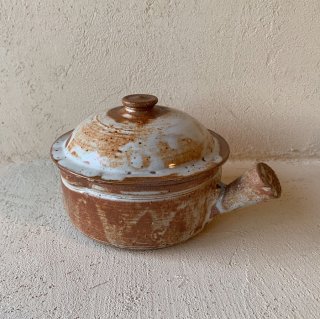Vintage terracotta pot<img class='new_mark_img2' src='https://img.shop-pro.jp/img/new/icons47.gif' style='border:none;display:inline;margin:0px;padding:0px;width:auto;' />