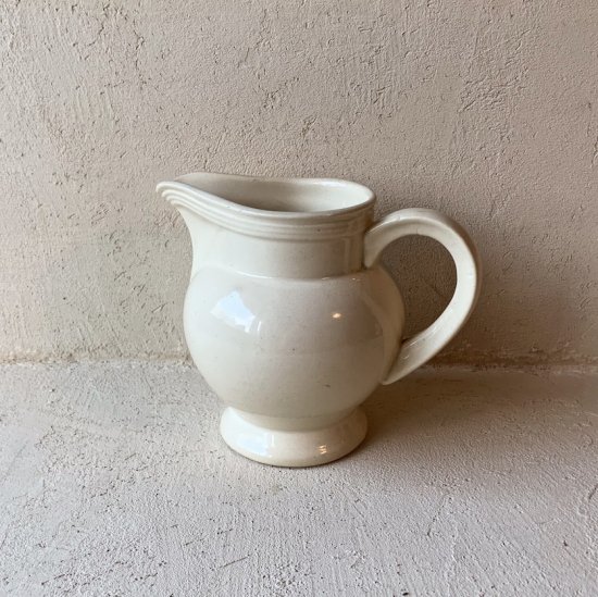 BOCH milk pitcher<img class='new_mark_img2' src='https://img.shop-pro.jp/img/new/icons47.gif' style='border:none;display:inline;margin:0px;padding:0px;width:auto;' />