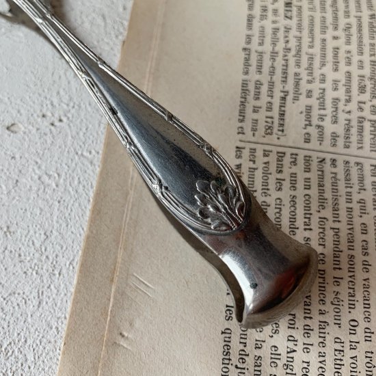 Antique sugar tongs<img class='new_mark_img2' src='https://img.shop-pro.jp/img/new/icons47.gif' style='border:none;display:inline;margin:0px;padding:0px;width:auto;' />