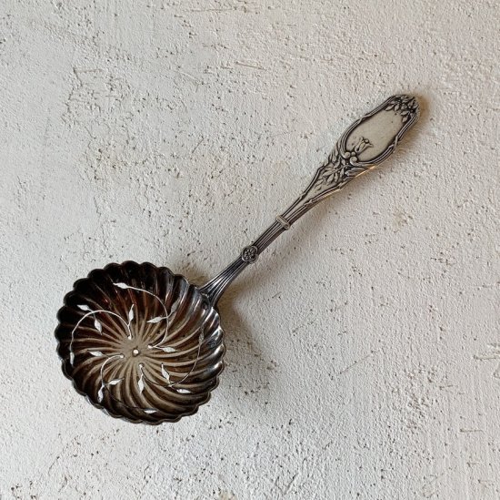 Antique sugar shifter.a<img class='new_mark_img2' src='https://img.shop-pro.jp/img/new/icons47.gif' style='border:none;display:inline;margin:0px;padding:0px;width:auto;' />